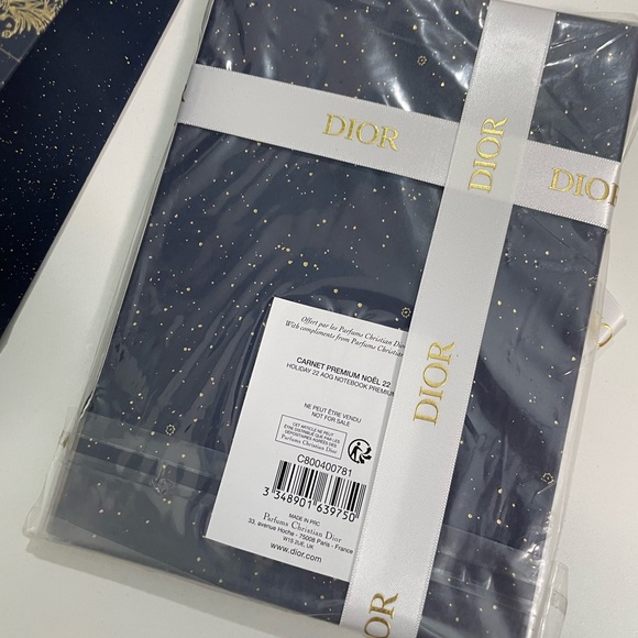 Dior Gift Notebook with Gift Packaging Set - Picture 5 of 7